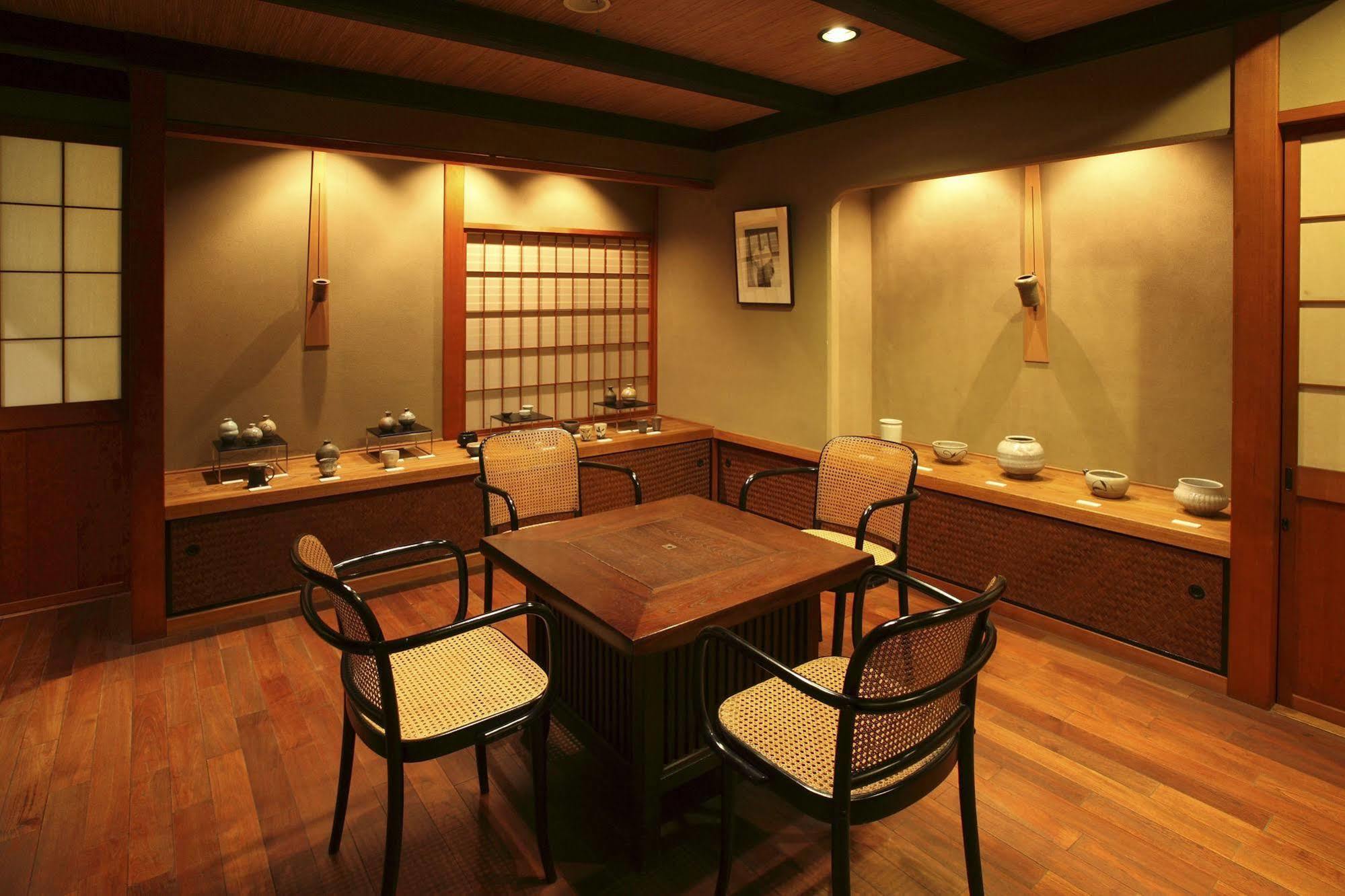 Hotel Yoyokaku Karatsu Esterno foto