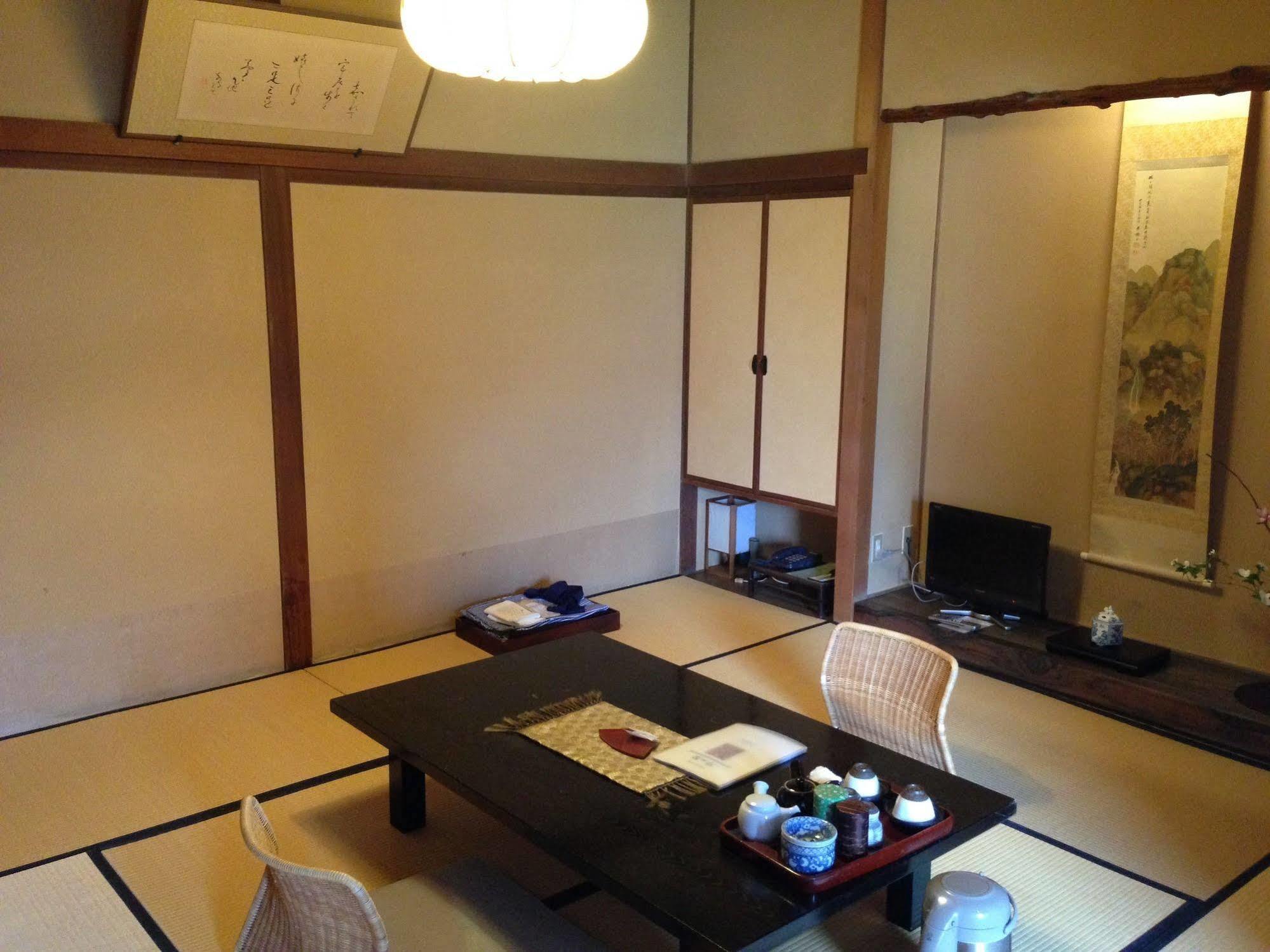 Hotel Yoyokaku Karatsu Esterno foto